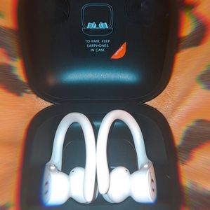 BEATS by Dr. Dre Powerbeats Pro True Wireless Bluetooth Earphones ~ Off-white